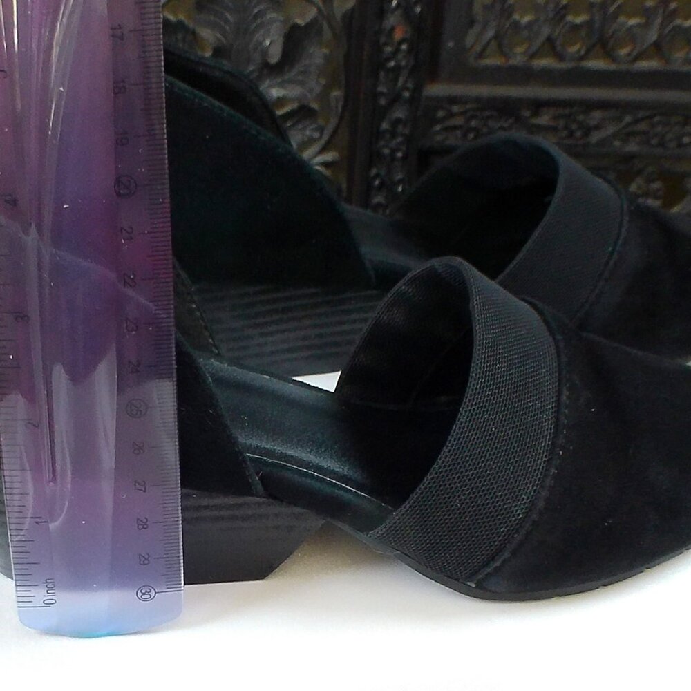 Eileen Fisher Black Suede Shoes Size 7